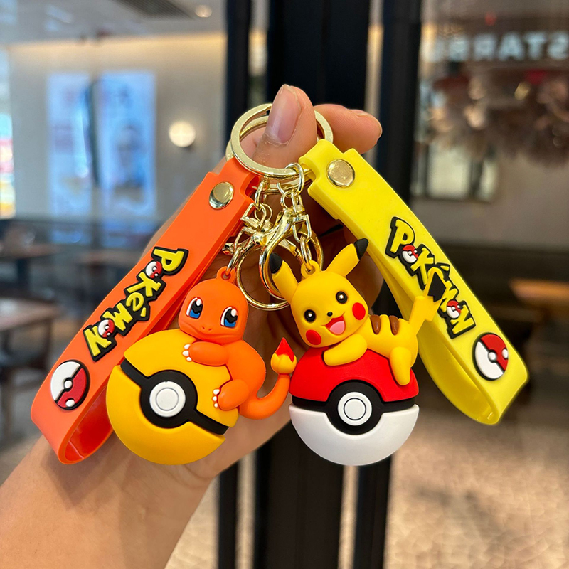 سلسلة مفاتيح بوكيمون على شكل ك - مراجعة Pokeball Cosplay Prop وسعره